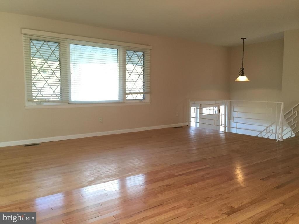 9221 W Stayman Drive W - Photo 2