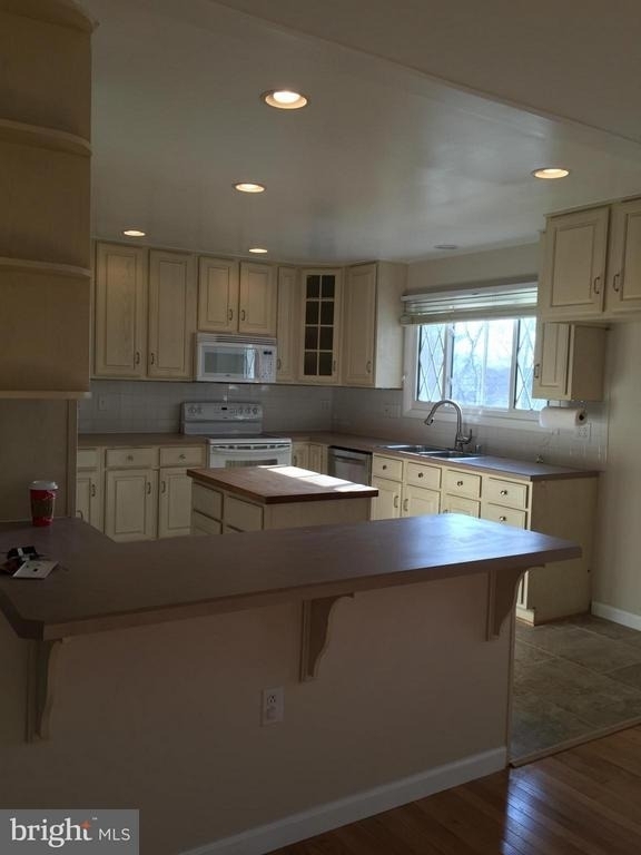 9221 W Stayman Drive W - Photo 7