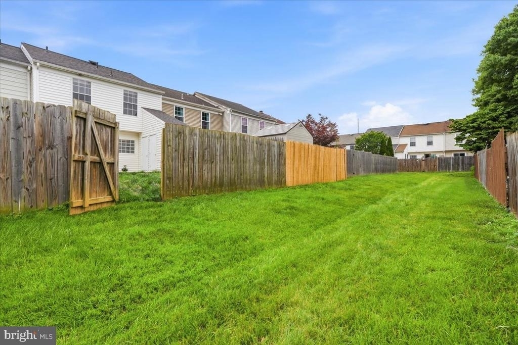5735 Sunset View Lane - Photo 33