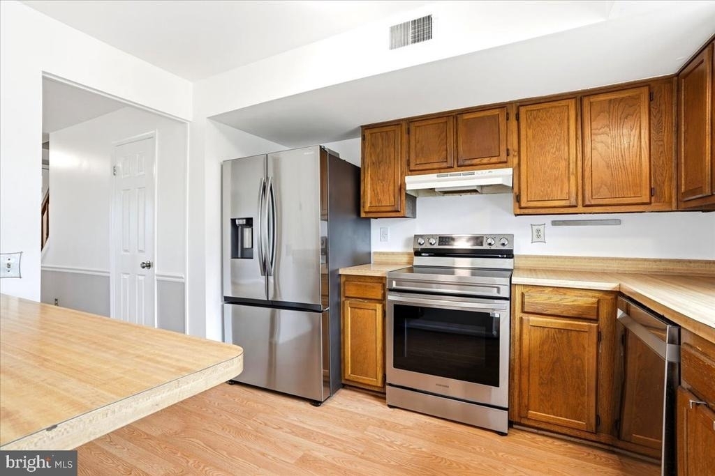 5735 Sunset View Lane - Photo 8