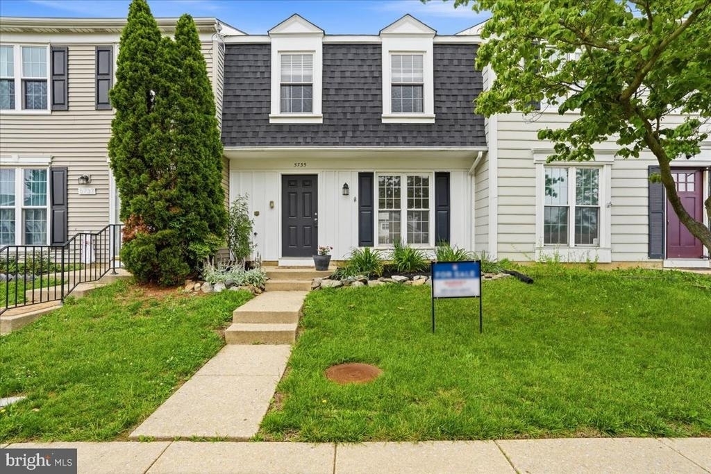 5735 Sunset View Lane - Photo 0