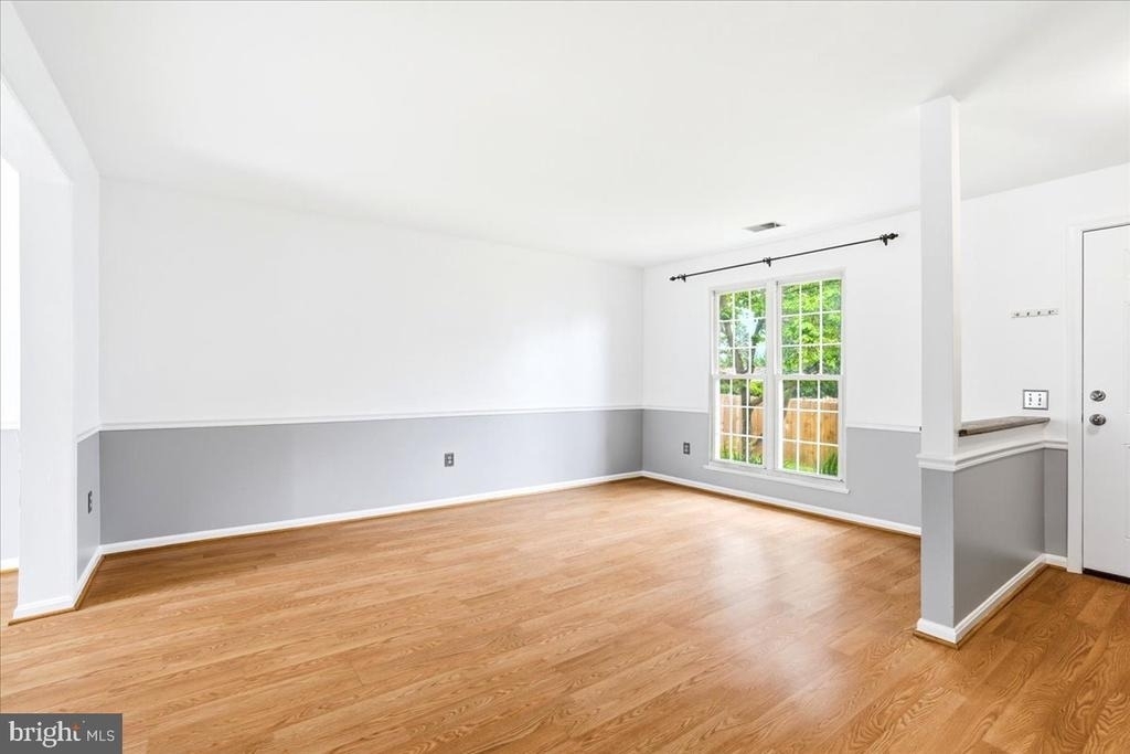 5735 Sunset View Lane - Photo 4