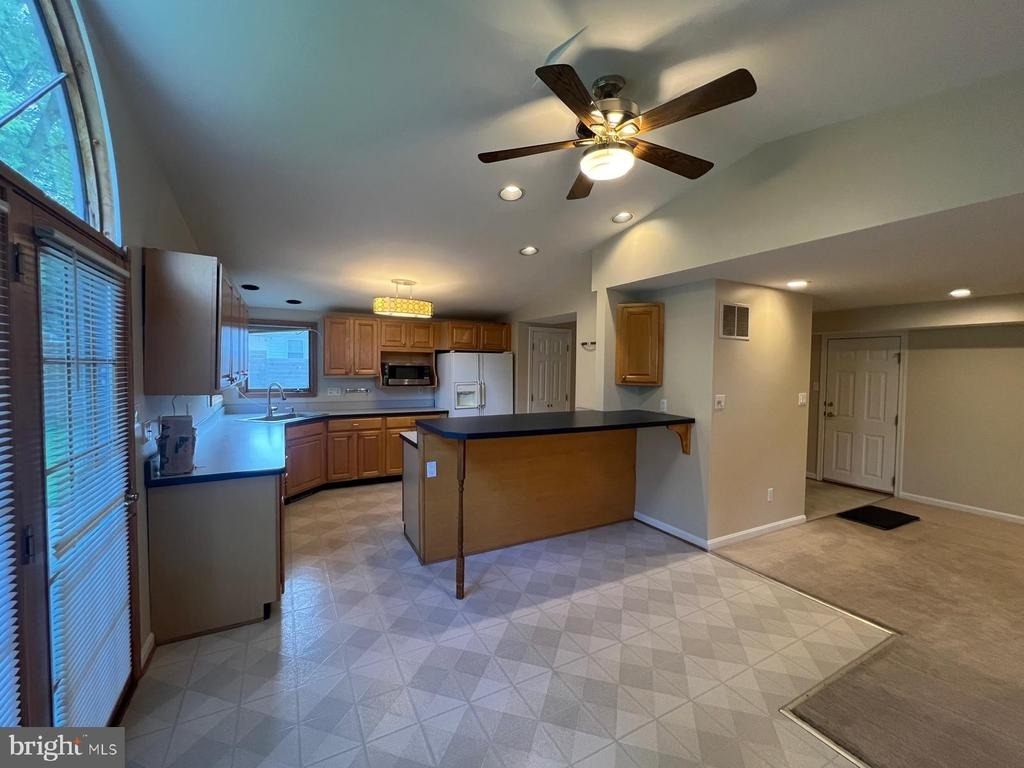 5 Madison Mills Court - Photo 5