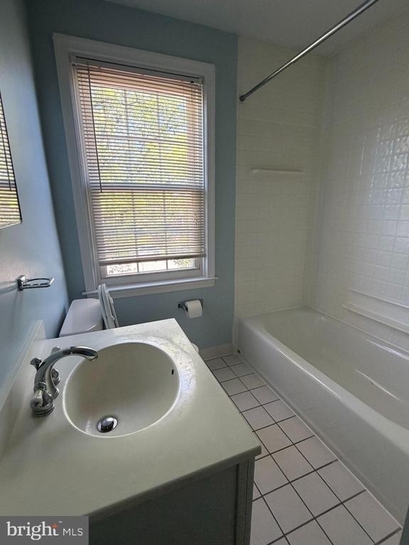 831 Bosley Avenue - Photo 9