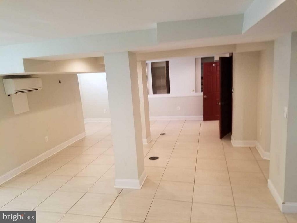 804 Hollins Street - Photo 6