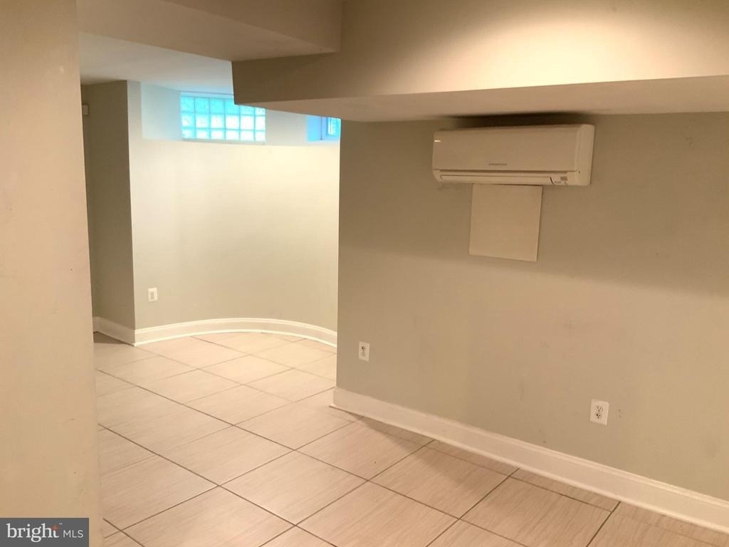 804 Hollins Street - Photo 13