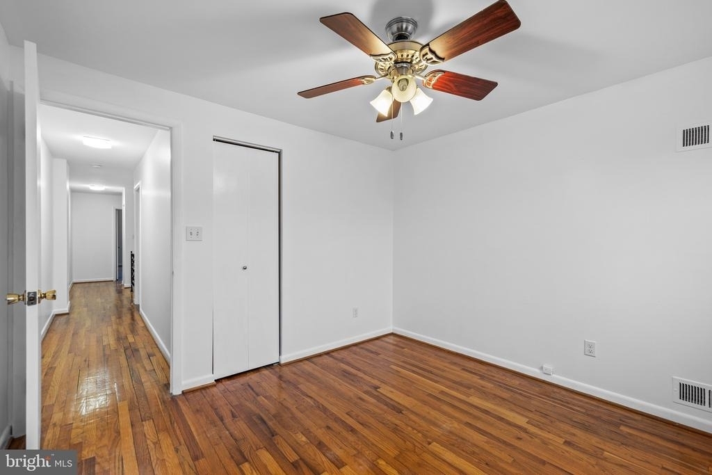 1437 Towson Street - Photo 17