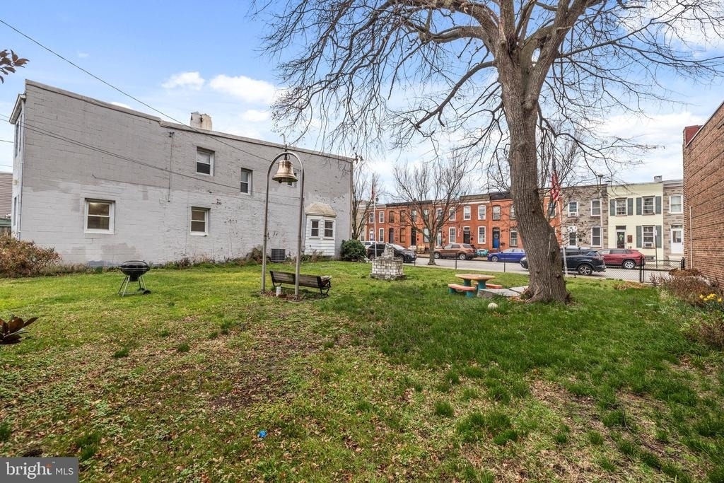 1437 Towson Street - Photo 23