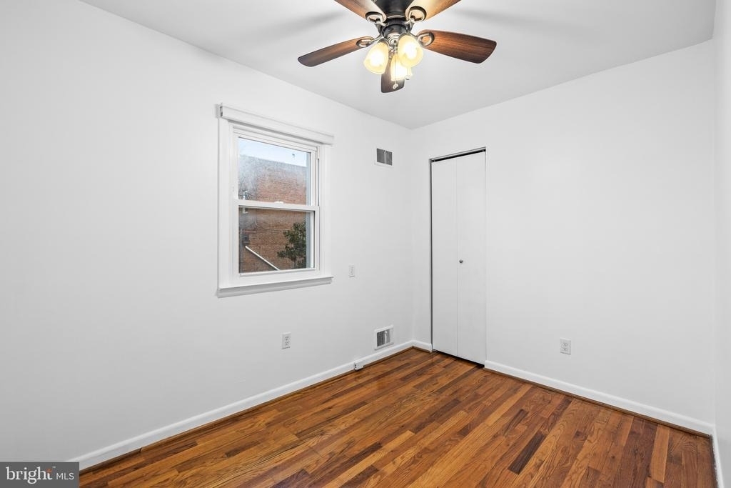 1437 Towson Street - Photo 15