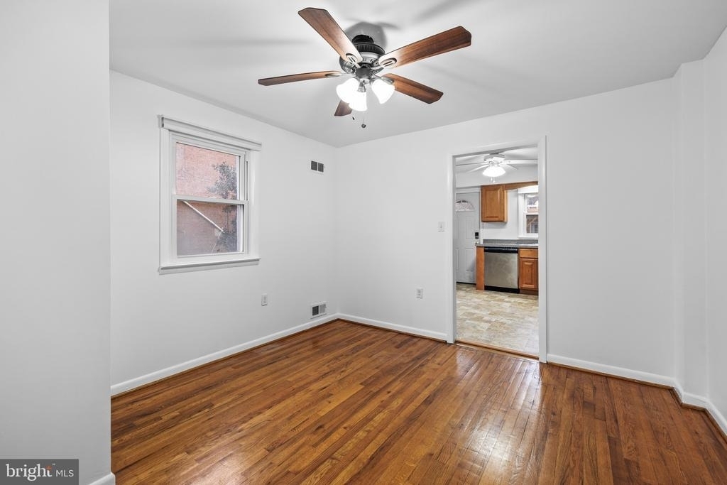 1437 Towson Street - Photo 5