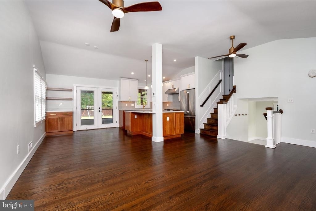 102 Sycamore Road - Photo 3