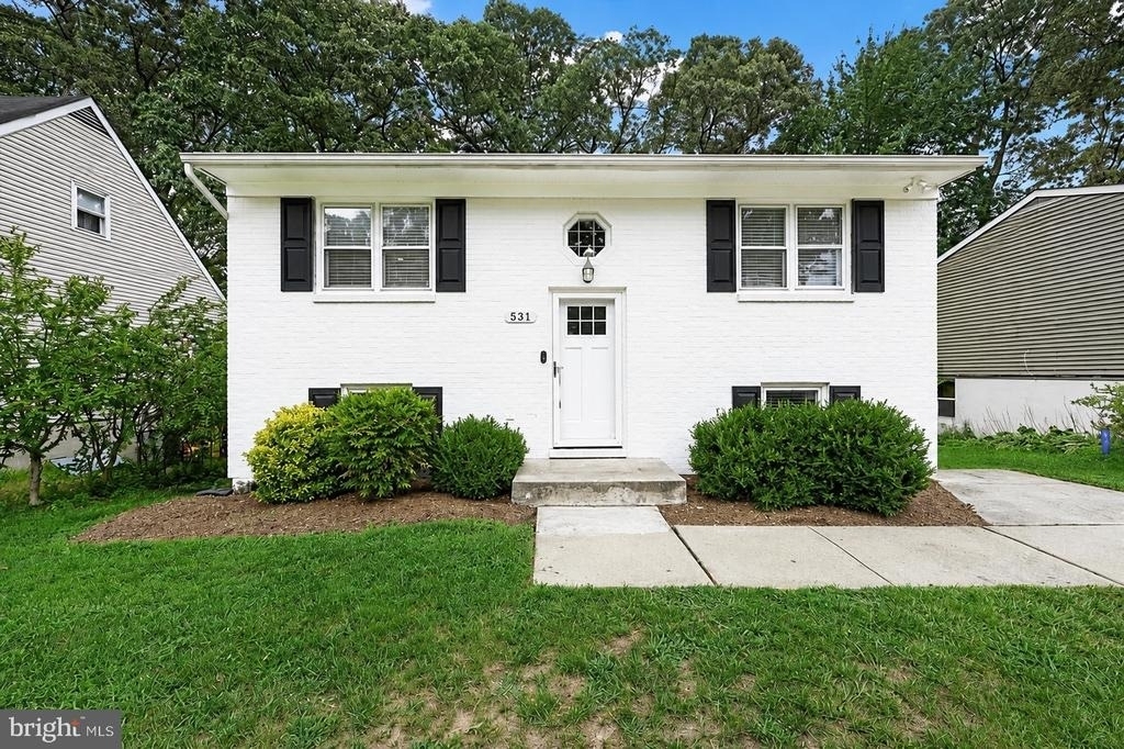 531 Kenmore Road - Photo 0