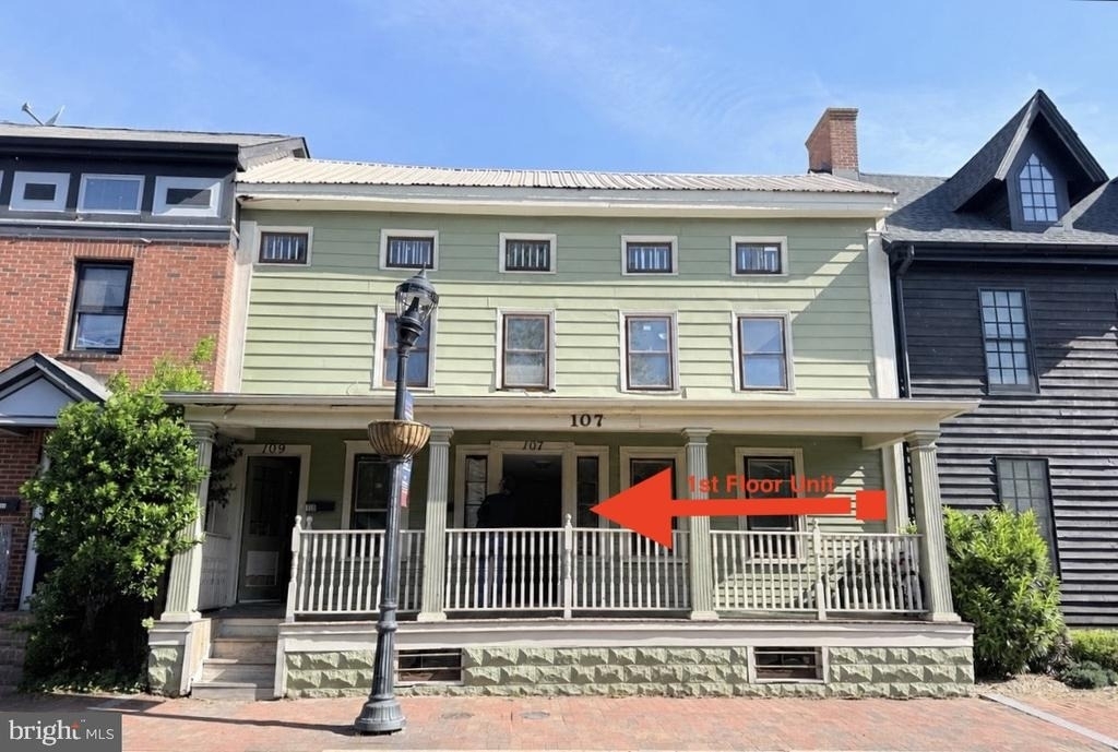 107 Nw Front Street - Photo 0