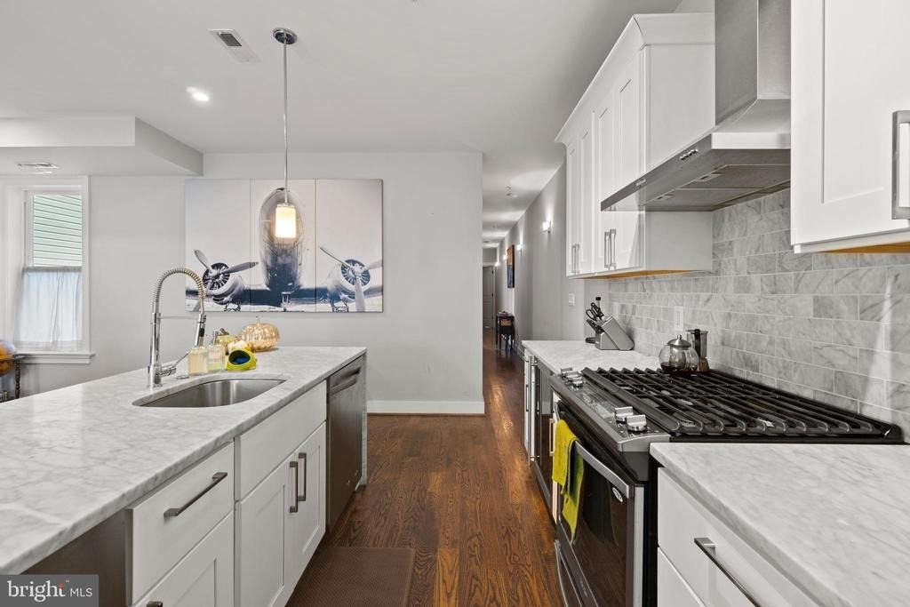 417 Randolph Street Nw - Photo 15