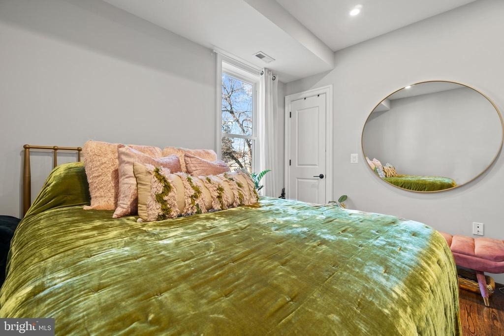 417 Randolph Street Nw - Photo 24