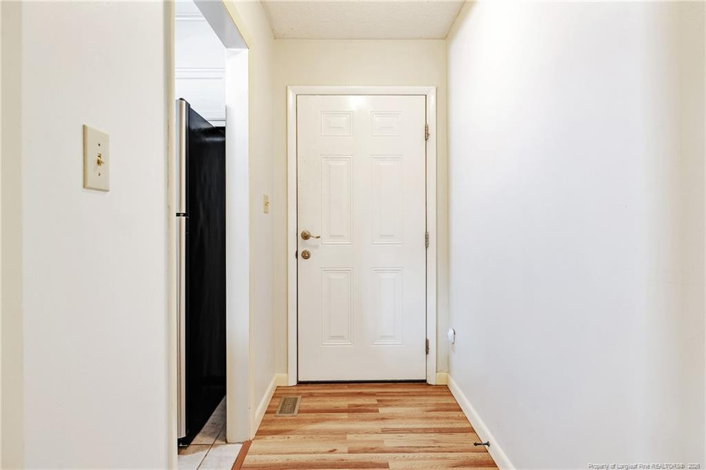 4607 Hoe Court - Photo 8