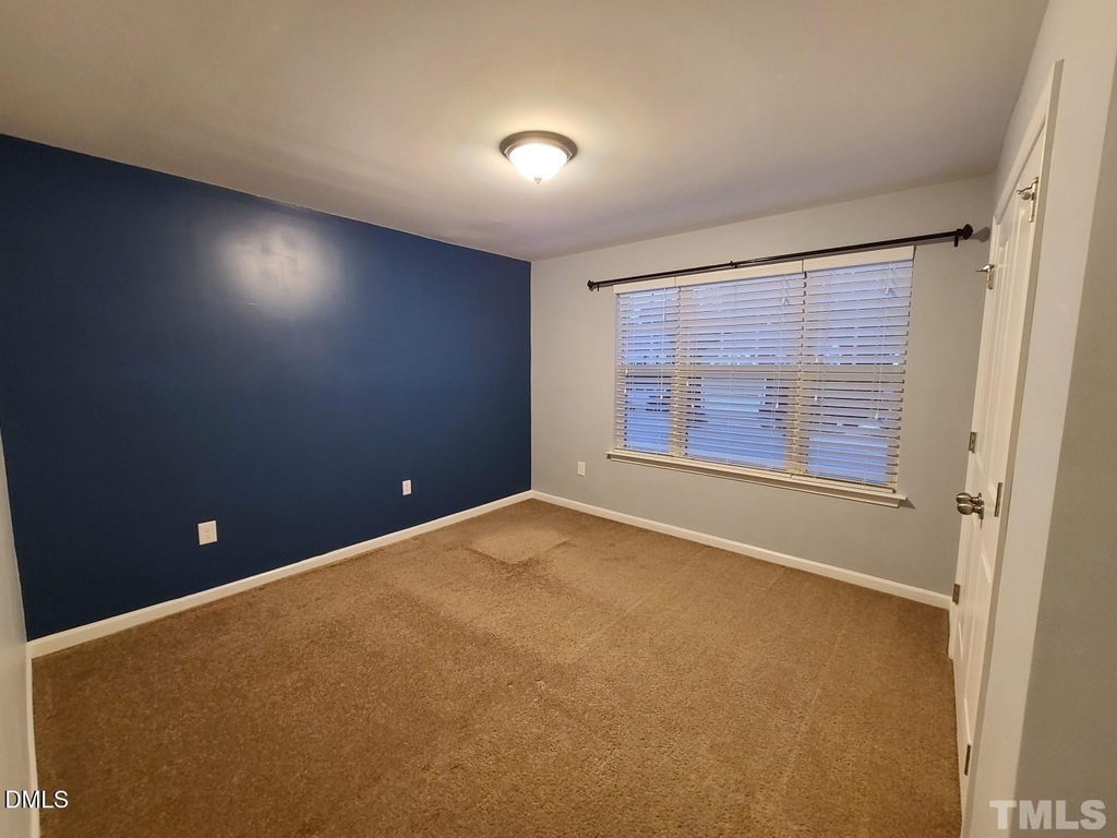 614 Rose Laurel Court - Photo 8
