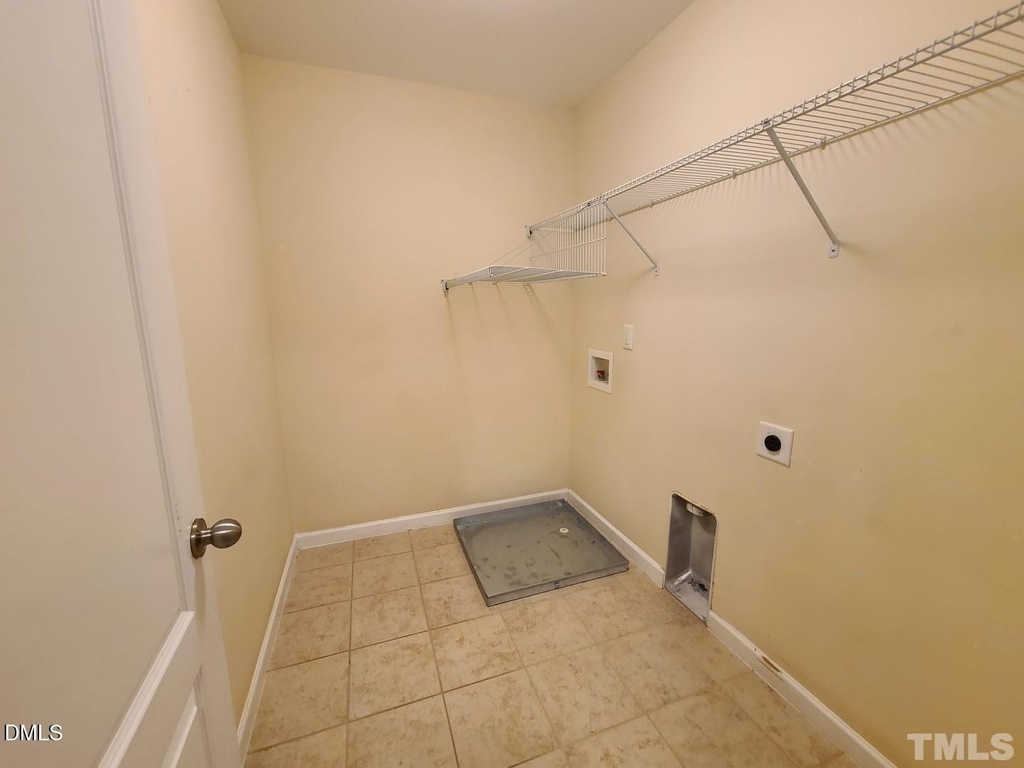 614 Rose Laurel Court - Photo 11