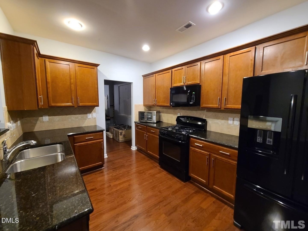 614 Rose Laurel Court - Photo 6
