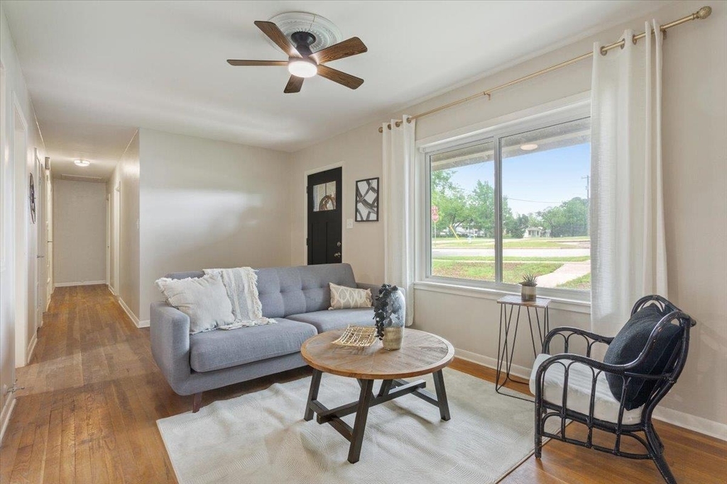 804 Ash St - Photo 33