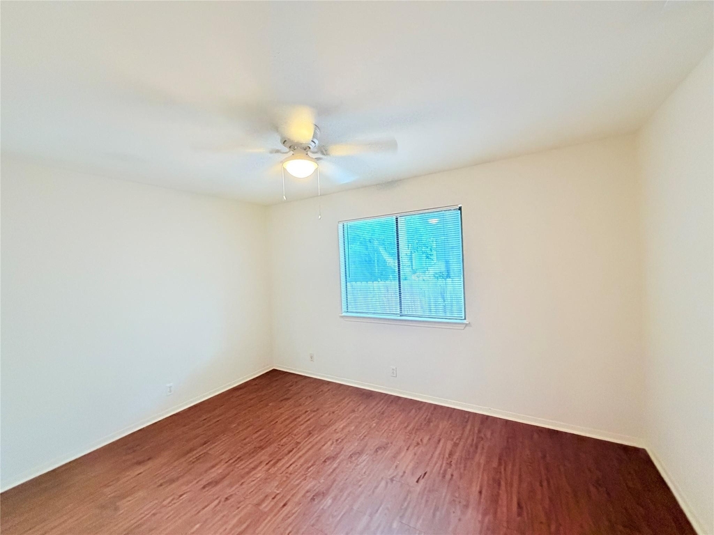 405 Parkhill Cv - Photo 19