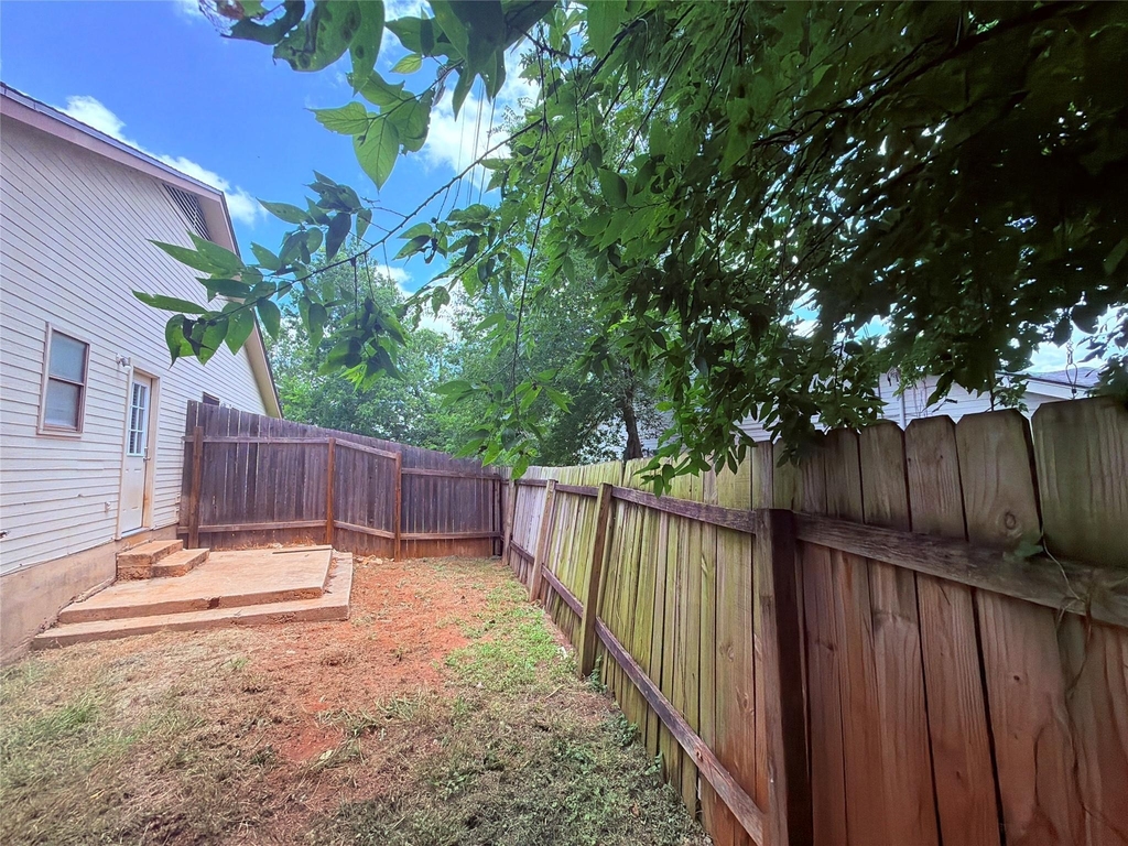 405 Parkhill Cv - Photo 29