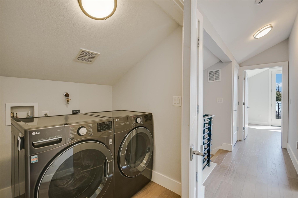1131 Mason Ave - Photo 7