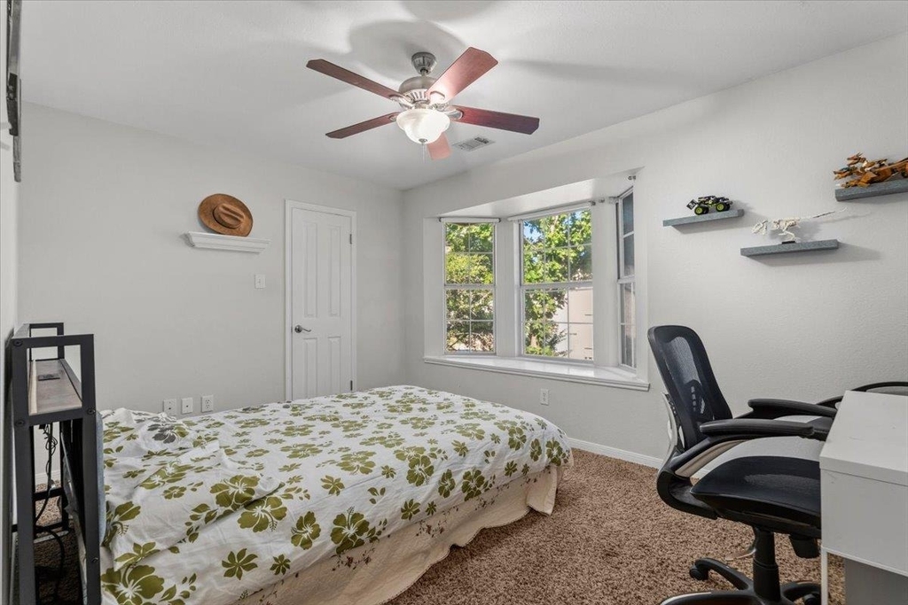 8503 Delavan Ave - Photo 28