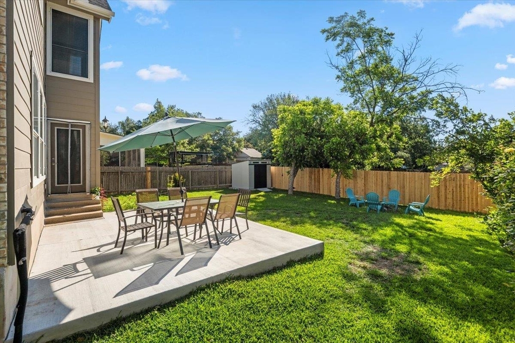 8503 Delavan Ave - Photo 38