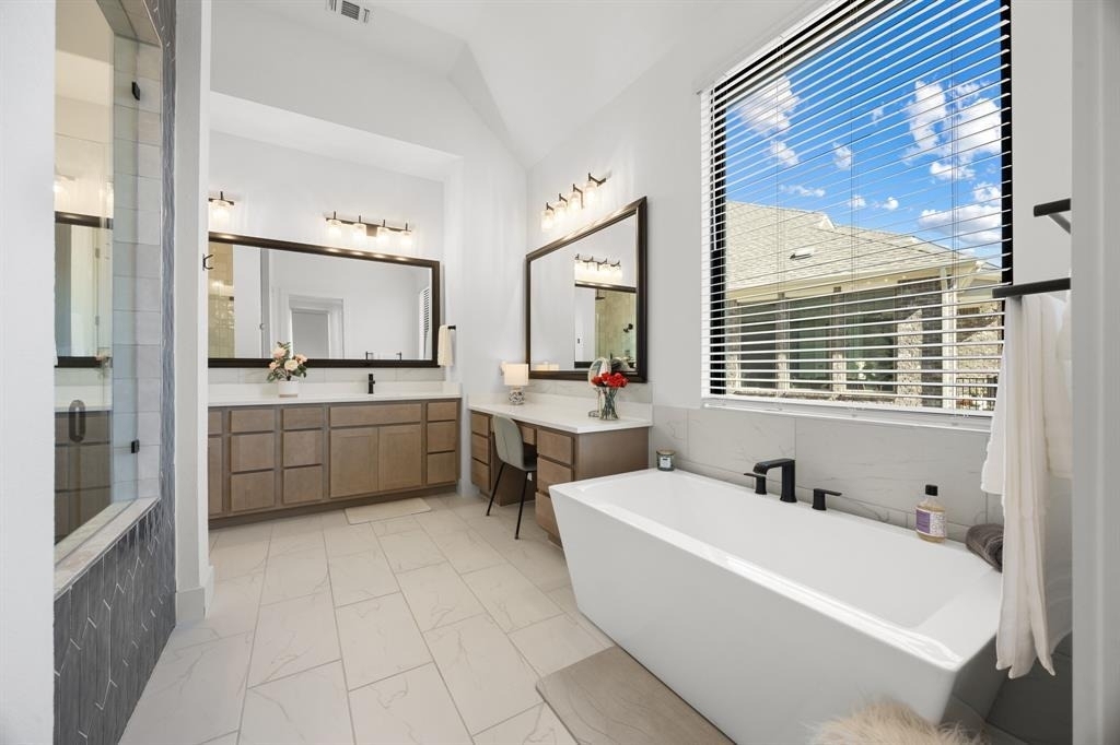 212 Texas Bluebonnet Trl - Photo 14
