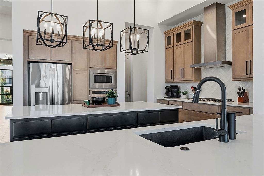 212 Texas Bluebonnet Trl - Photo 1