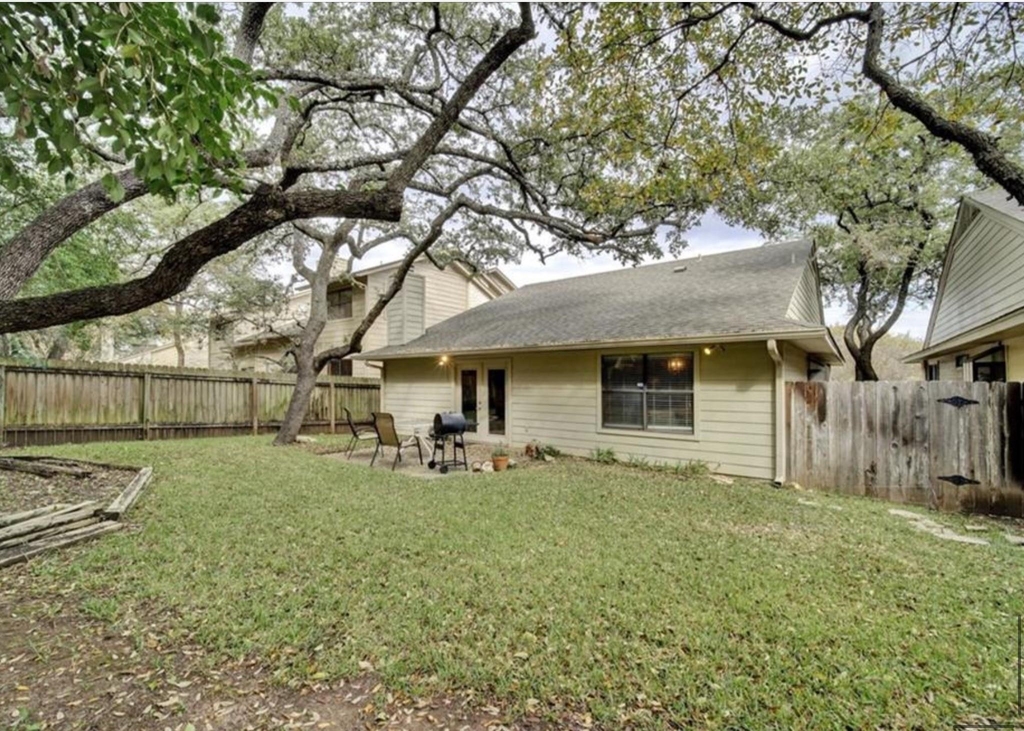 9518 Topridge Dr - Photo 31