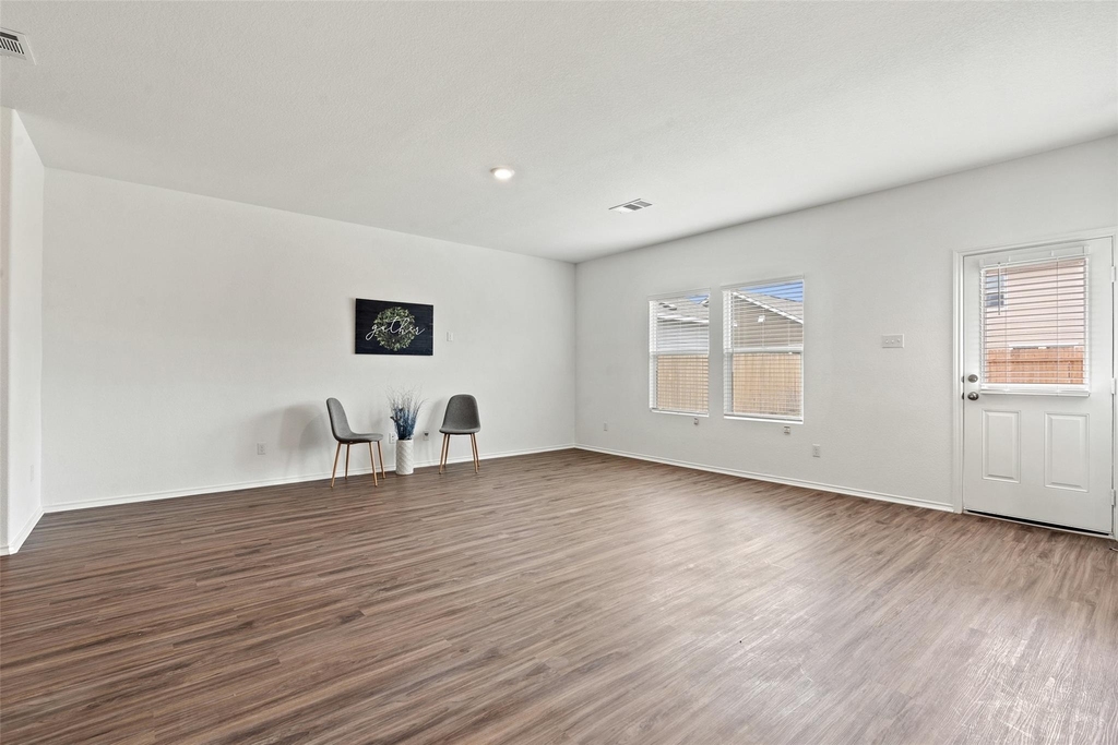 520 Gabbro Gdns - Photo 10