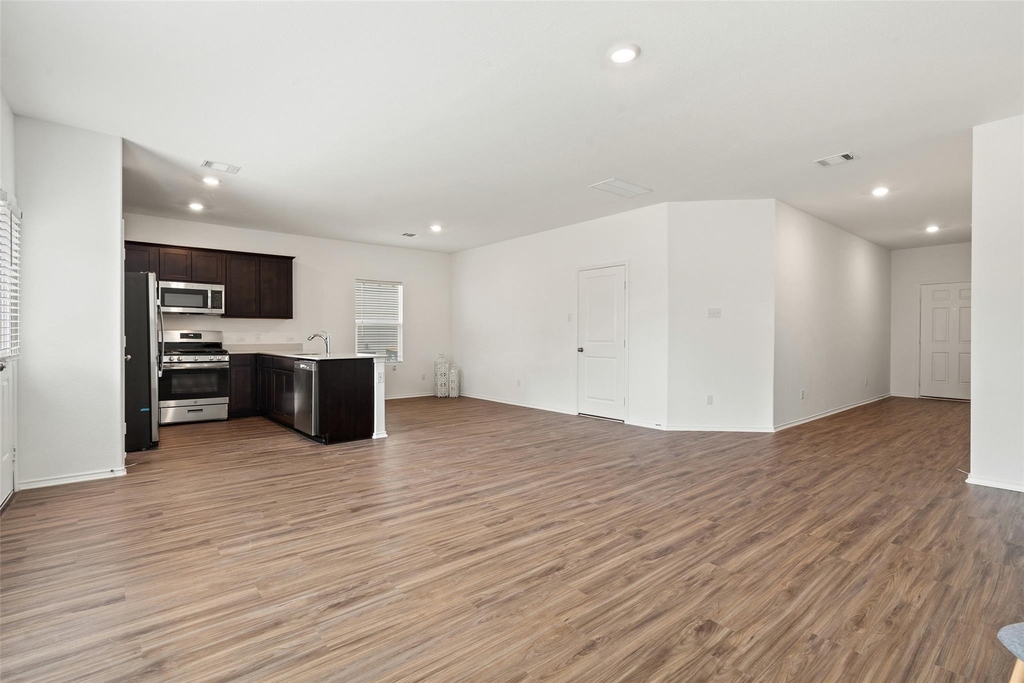 520 Gabbro Gdns - Photo 8