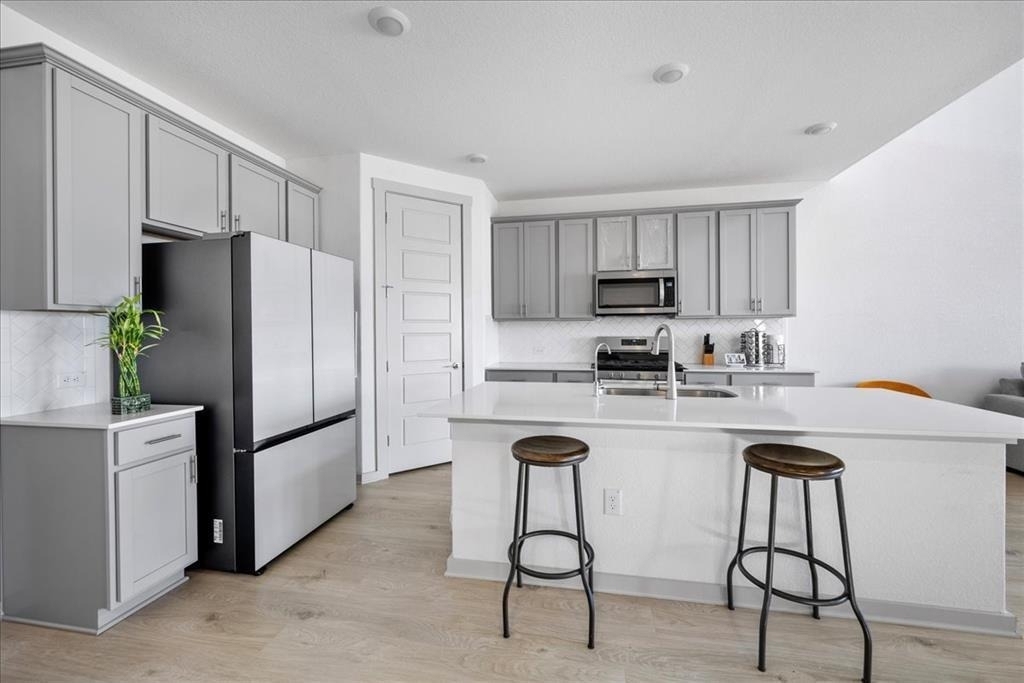 420 Deerpath St - Photo 8