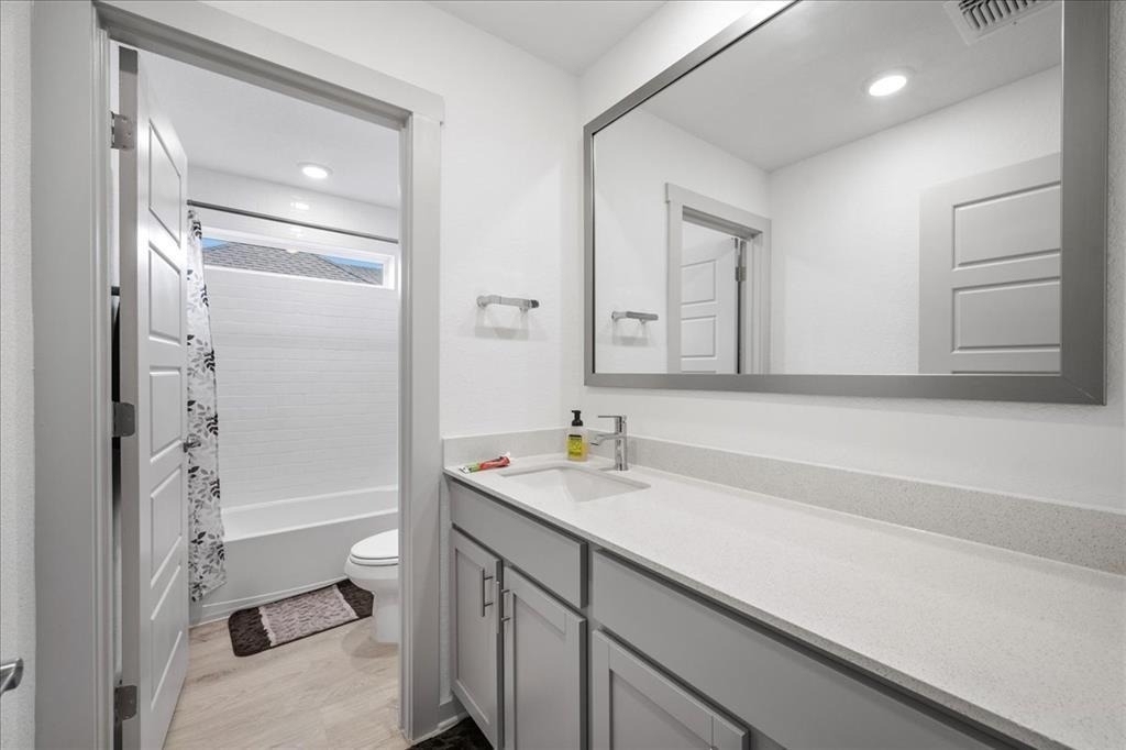 420 Deerpath St - Photo 16