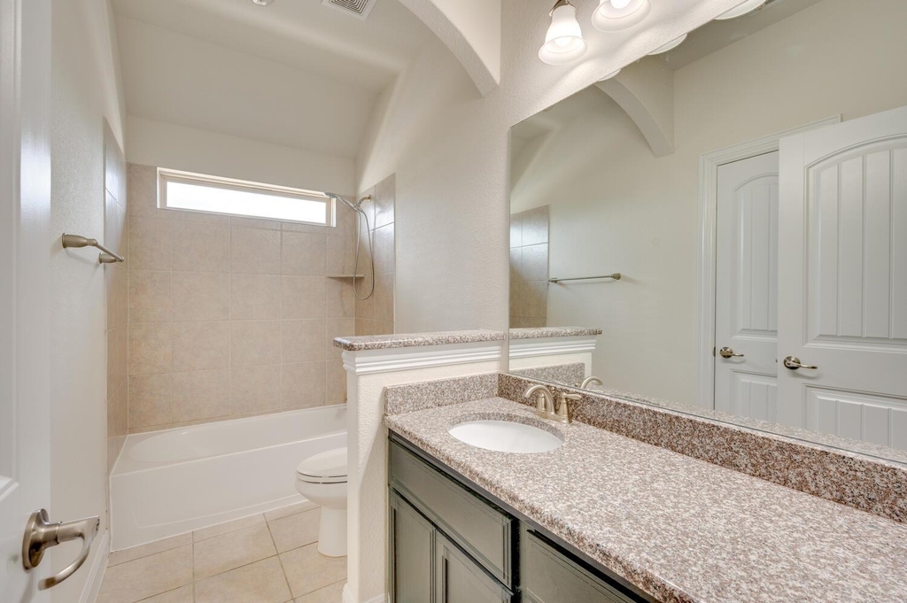 845 Richardson Ln - Photo 32