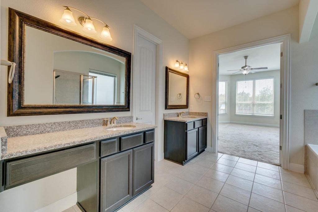 845 Richardson Ln - Photo 22