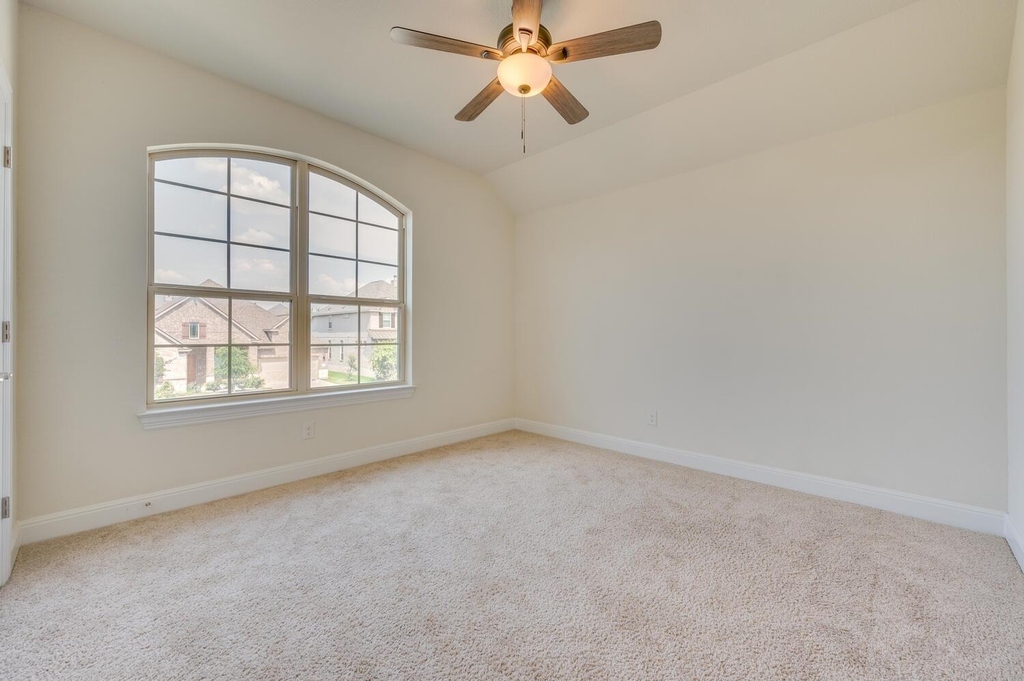845 Richardson Ln - Photo 30