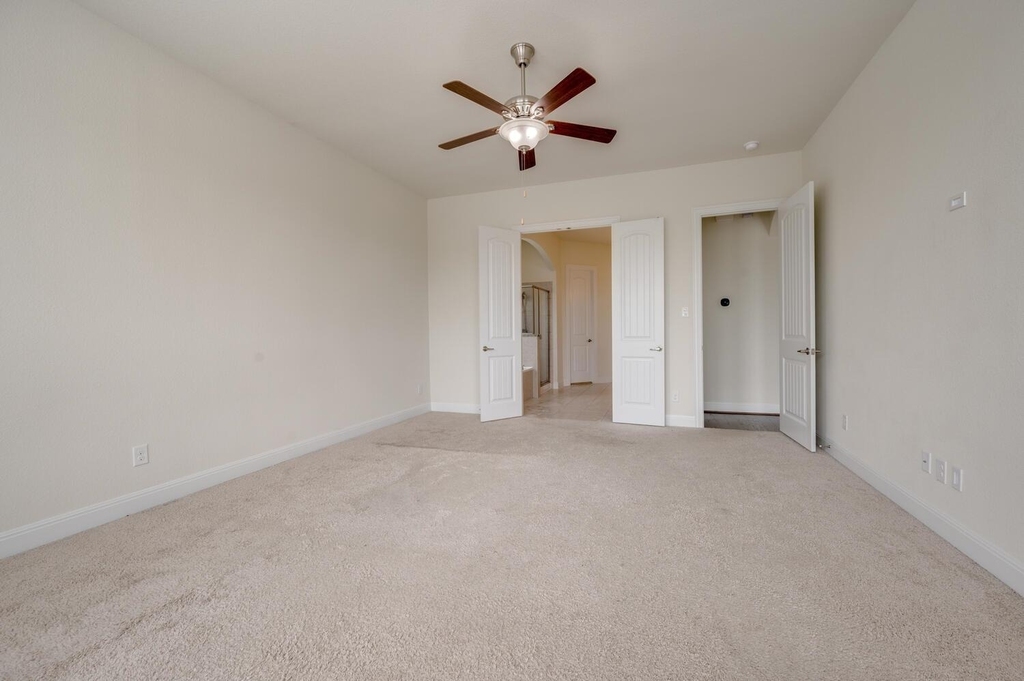 845 Richardson Ln - Photo 19
