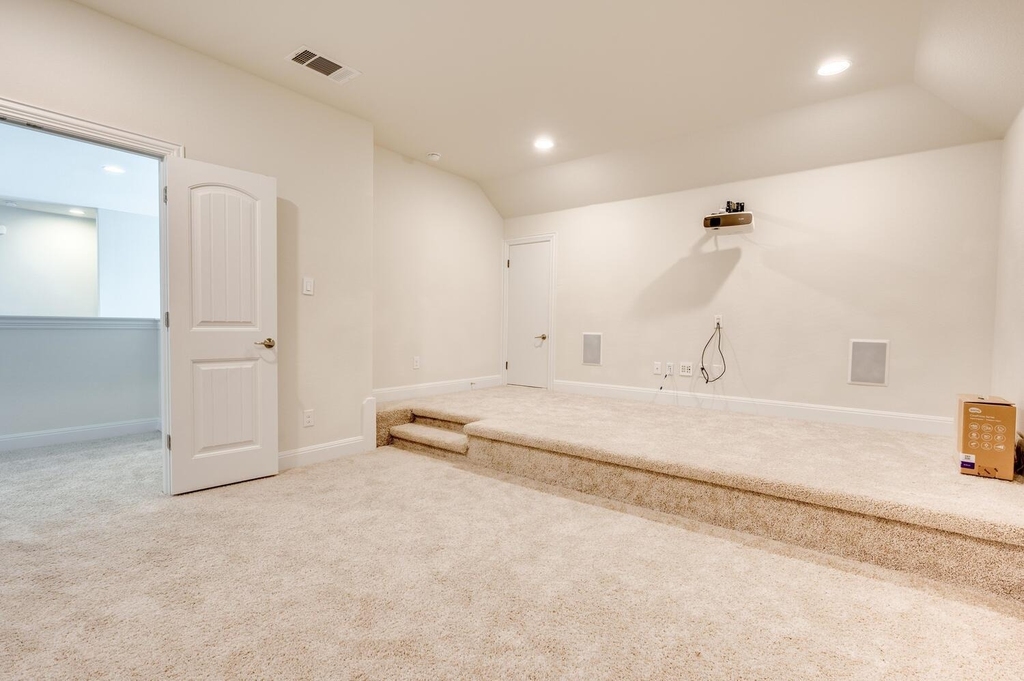 845 Richardson Ln - Photo 26