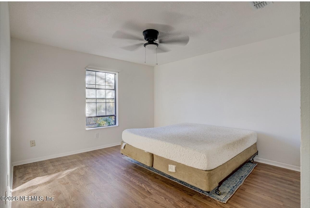 726 Plainfield Avenue - Photo 9