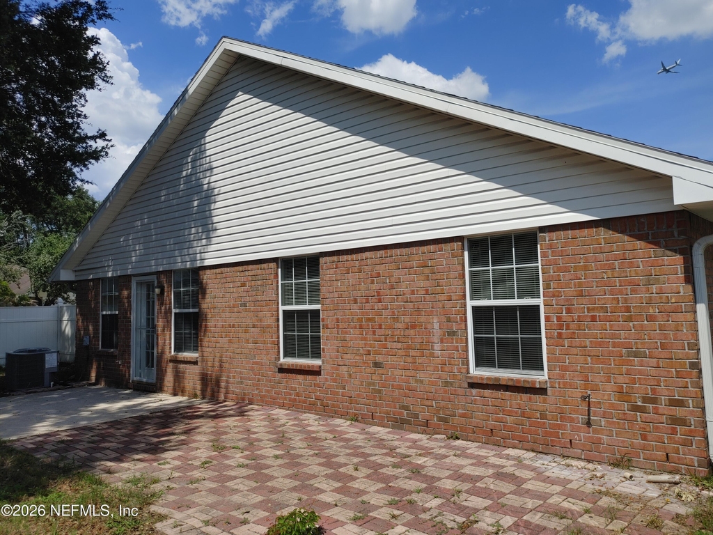 7548 Cliff Cottage Drive - Photo 14
