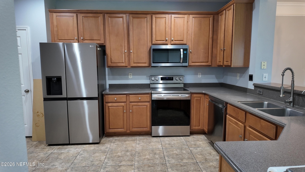 11015 Castlemain Circle E - Photo 13