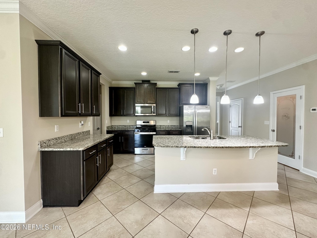 481 Shetland Drive - Photo 1