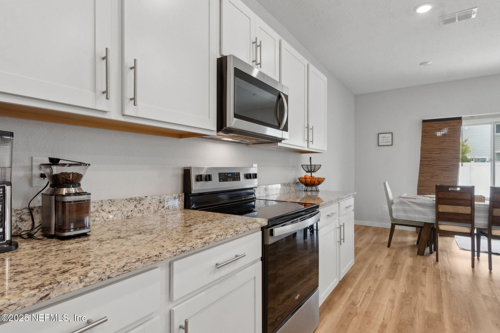 14753 Cashew Avenue - Photo 11