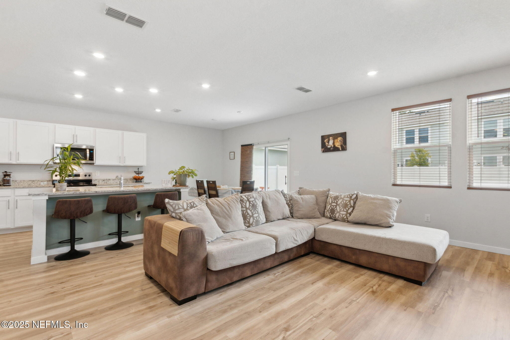 14753 Cashew Avenue - Photo 5