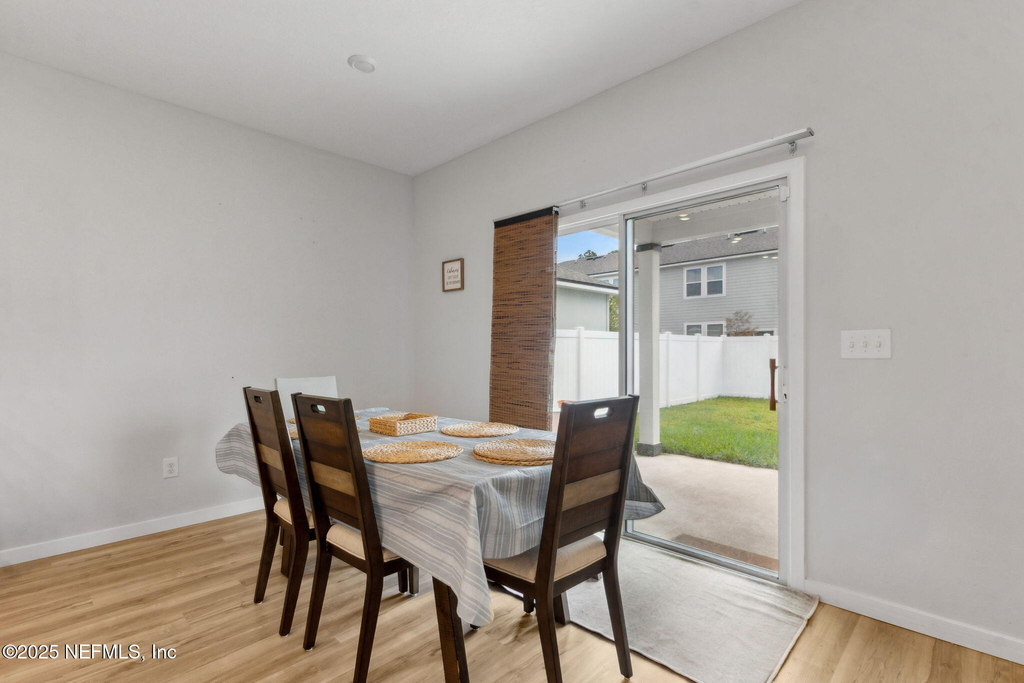 14753 Cashew Avenue - Photo 7