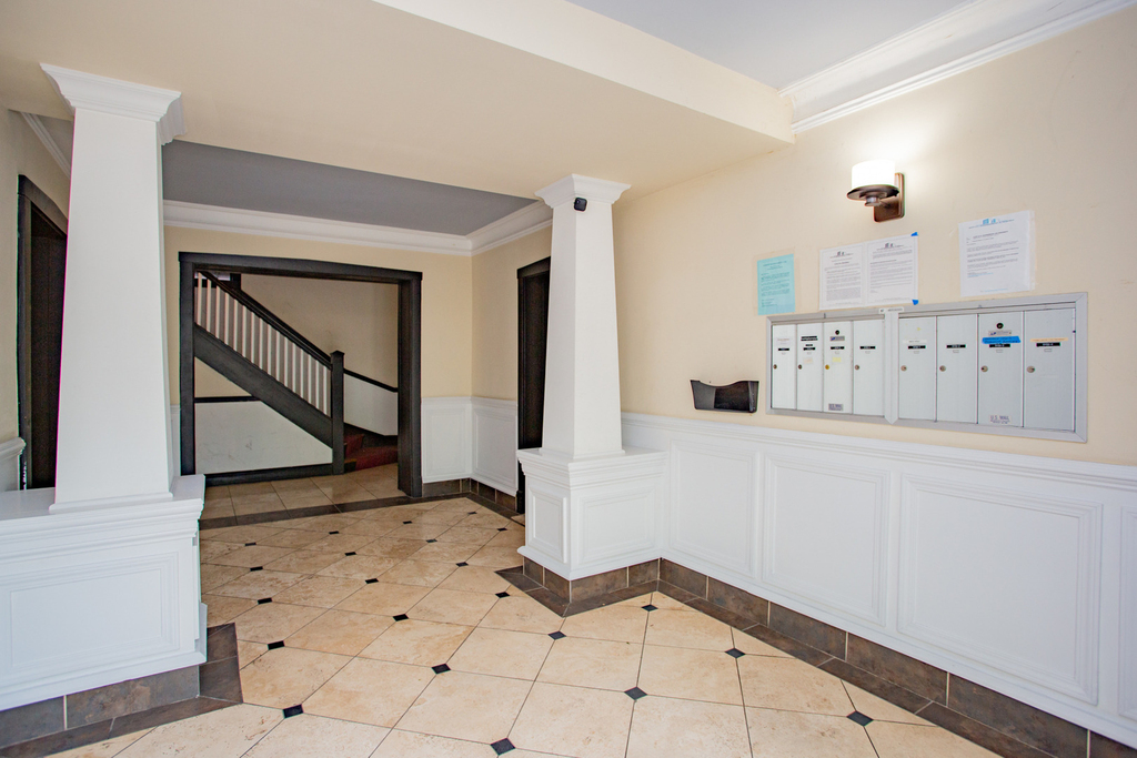 6150 N Ravenswood Avenue - Photo 18