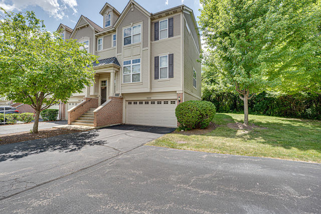 3355 Kentshire Circle - Photo 0